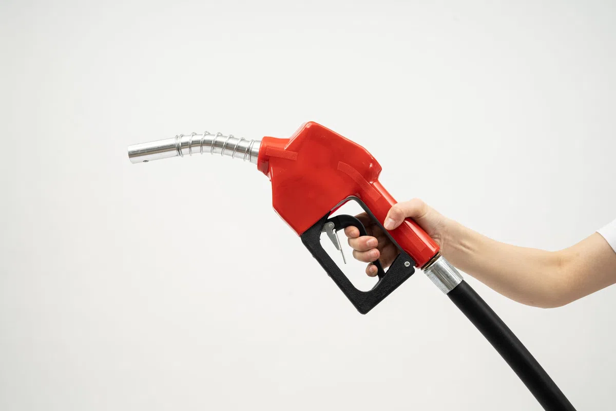 Professionelle Diesel Pumpe 550w - Hochleistungs-Ölabsaugpumpe Für Kraftstoffe - Langlebig Und Zuverlässig Aus Gusseisen, Kupfer, Stahl Und PVC - Max. Fördermenge 60 l/Min, Max.